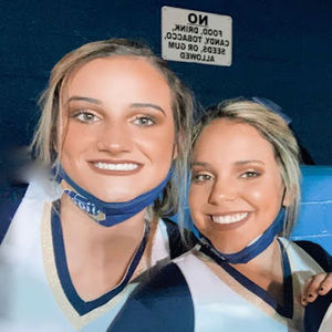 Meet your Posher, Mia